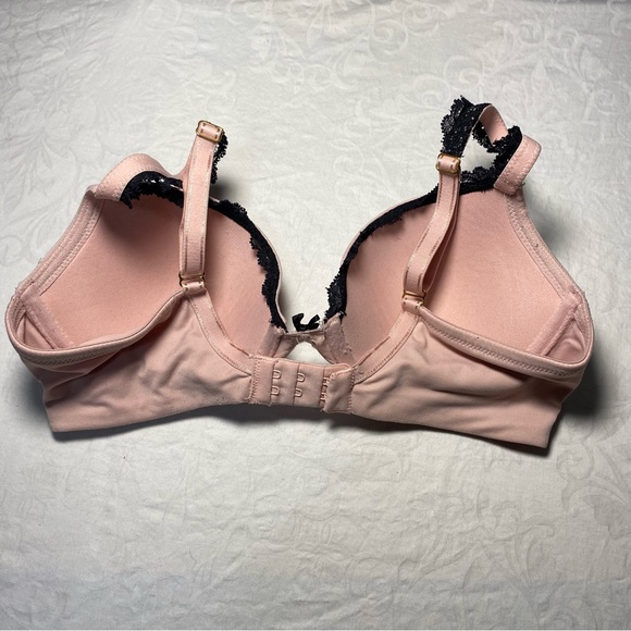 Soma Embraceable Push Up Lace Trim Pastel Pink with Black 34B Great Used Cond. - Picture 10 of 10
